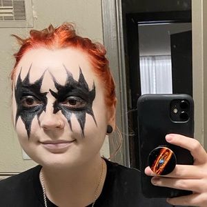 Meet your Posher, Briana